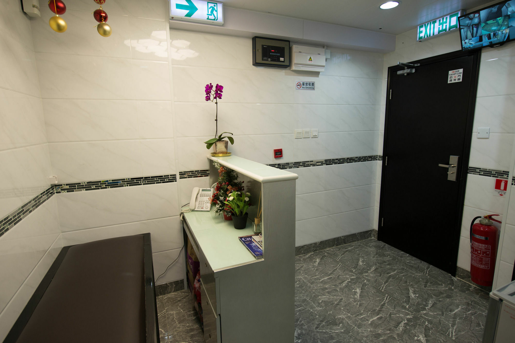 V Inn Kowloon  Exteriör bild